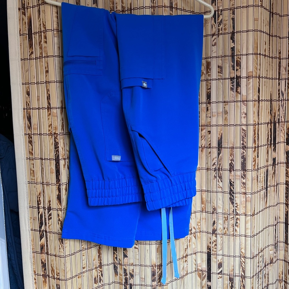 FIGS High Waisted Yola in ROYAL - Large Petite